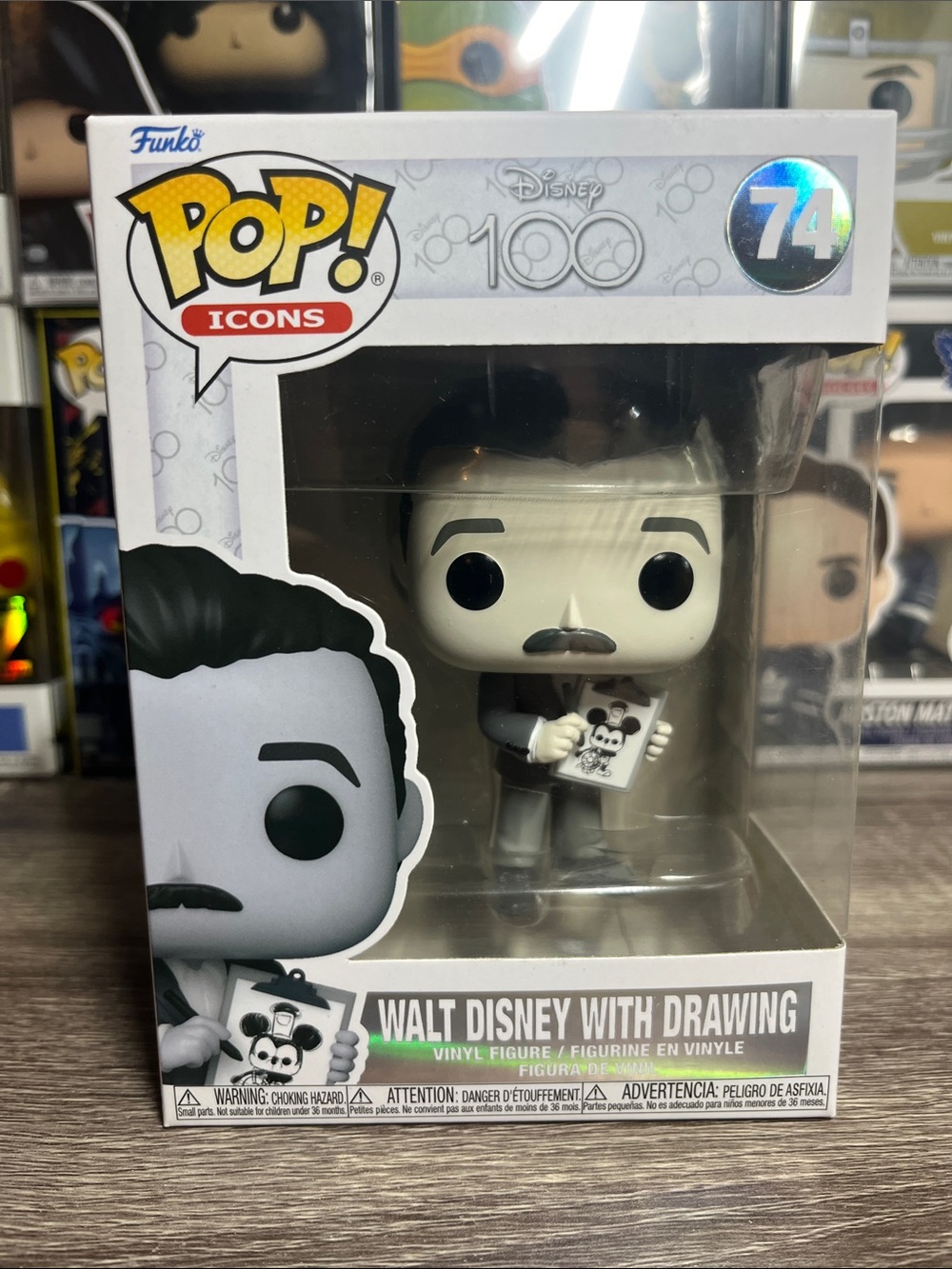 Funko Pop! Icons Walt Disney with Drawing - Black, White, Gray